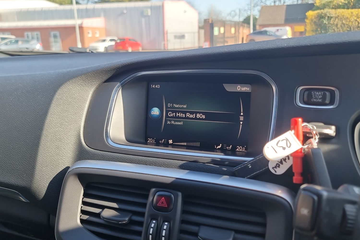 Used Volvo V40 2017 for sale - 77941572: Photo 11