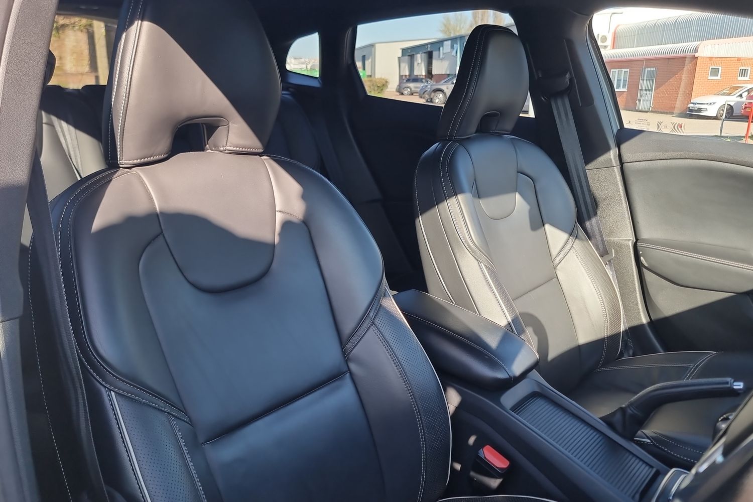 Used Volvo V40 2017 for sale - 77941572: Photo 19