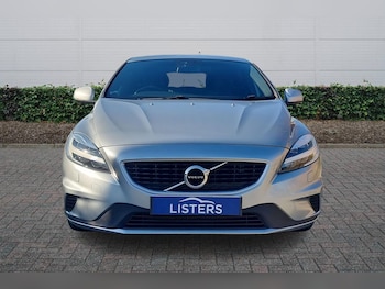 Used Volvo V40 2017 for sale - 77941572: Photo