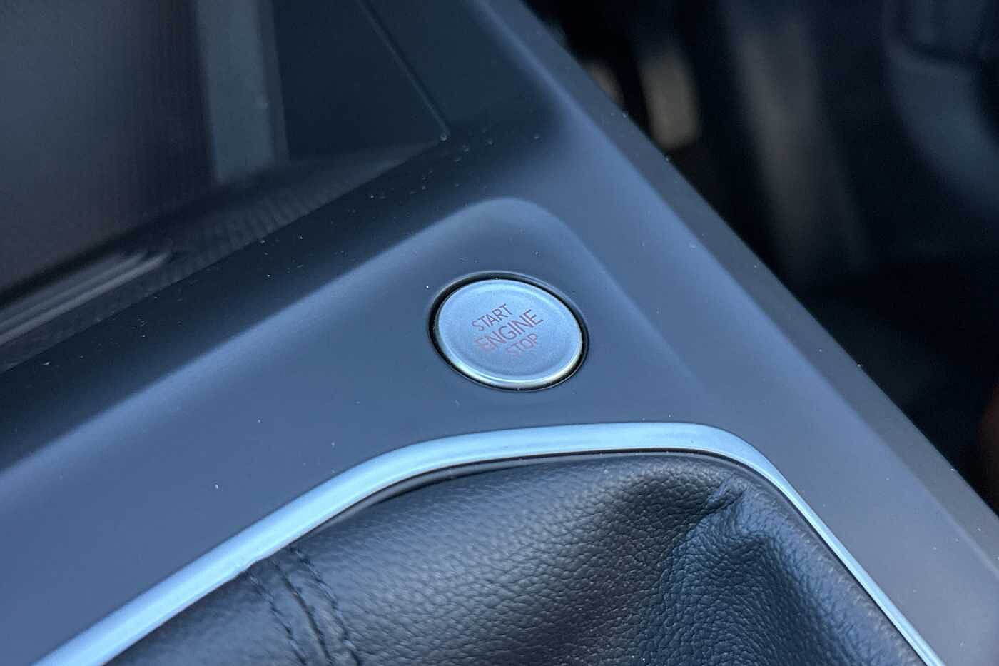 Used Volkswagen Golf 2024 for sale - 76359828: Photo 18