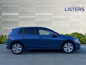 Used Volkswagen Golf 2024 for sale - 76359828: Photo