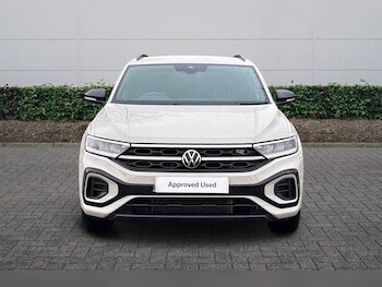 Used Volkswagen T-Roc 2023 for sale - 77413050: Photo