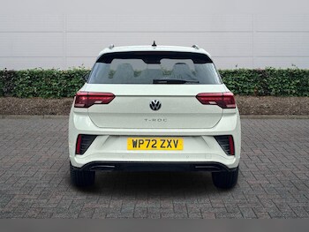 Used Volkswagen T-Roc 2023 for sale - 77413050: Photo