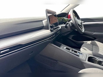 Used Volkswagen Golf 2026 for sale - 79133453: Photo
