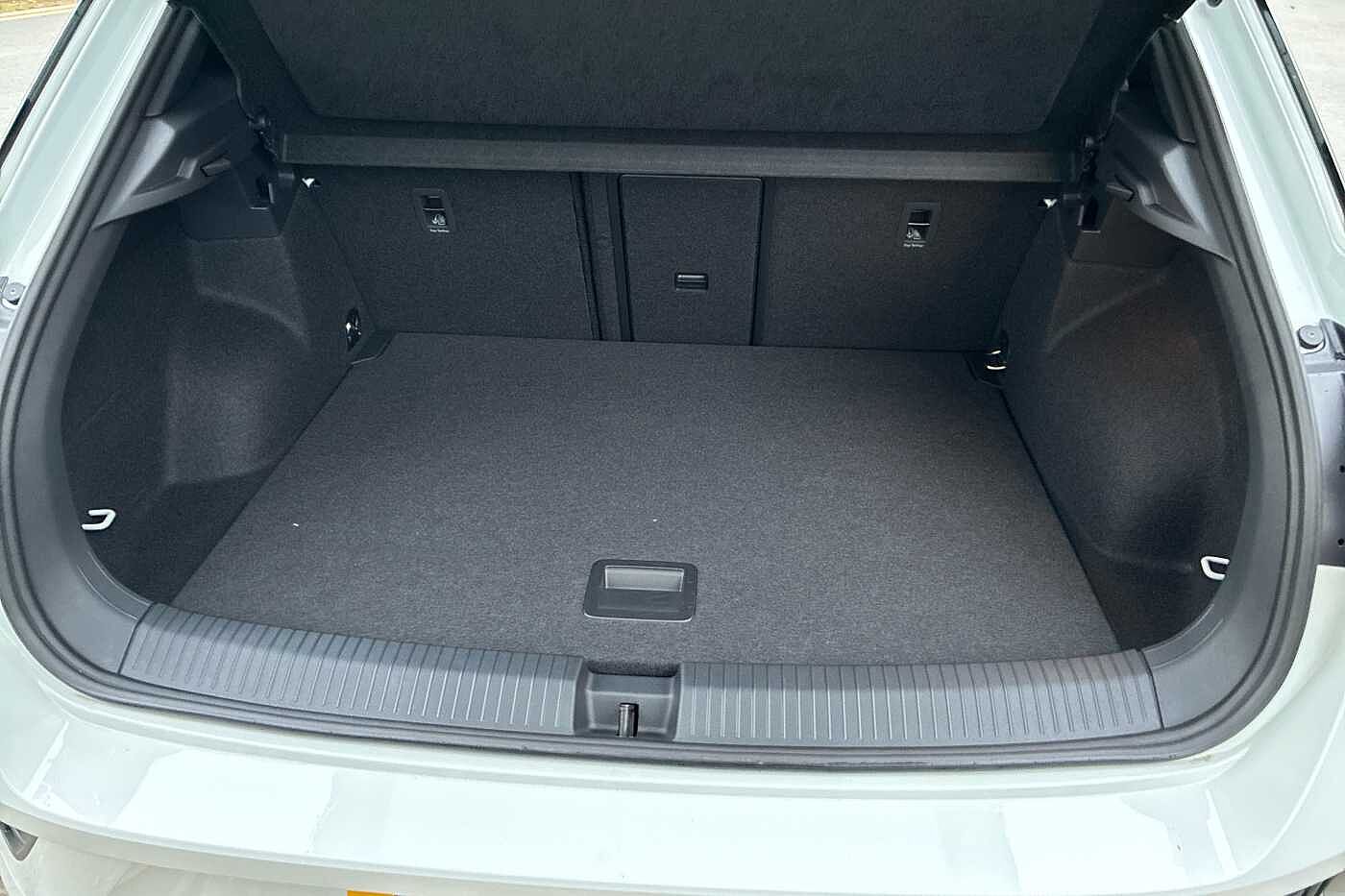 Used Volkswagen T-Roc 2025 for sale - 76139787: Photo 12