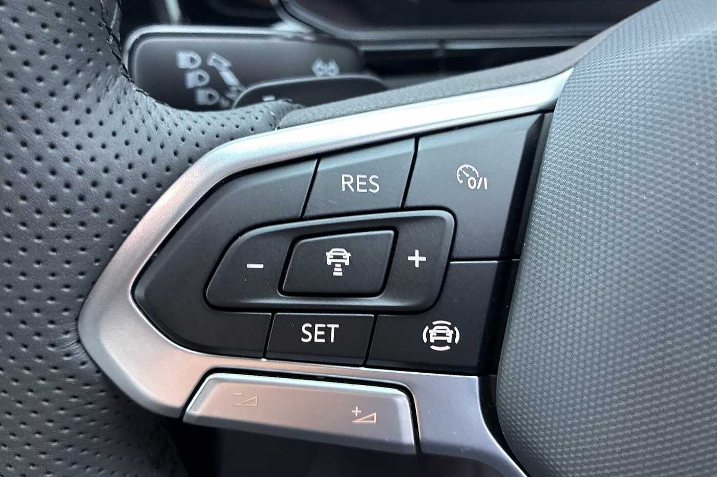 Used Volkswagen T-Roc 2025 for sale - 76139787: Photo 18