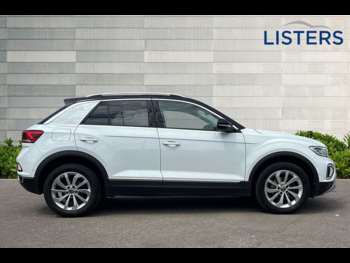 Used Volkswagen T-Roc 2023 for sale - 74768816: Photo