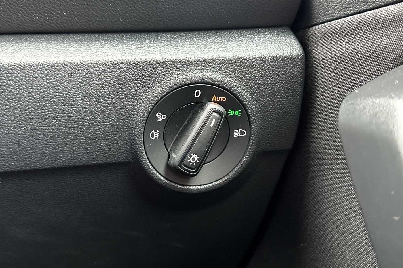 Used Volkswagen T-Roc 2024 for sale - 76458648: Photo 17