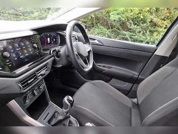 Used Volkswagen Polo 2022 for sale - 76111126: Photo 2