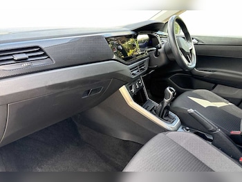 Used Volkswagen Polo 2024 for sale - 78088038: Photo