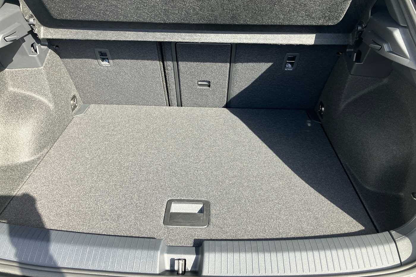 Used Volkswagen T-Roc 2025 for sale - 77177725: Photo 12