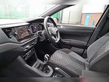 Used Volkswagen Taigo 2024 for sale - 76434249: Photo