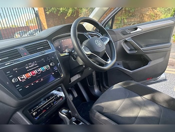 Used Volkswagen Tiguan Allspace 2024 for sale - 76110819: Photo 2