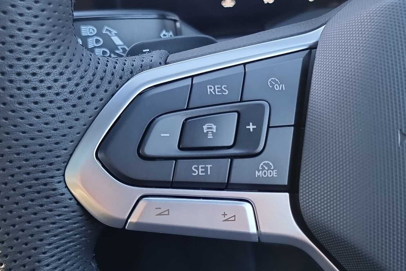 Used Volkswagen Touareg 2025 for sale - 77372534: Photo 18