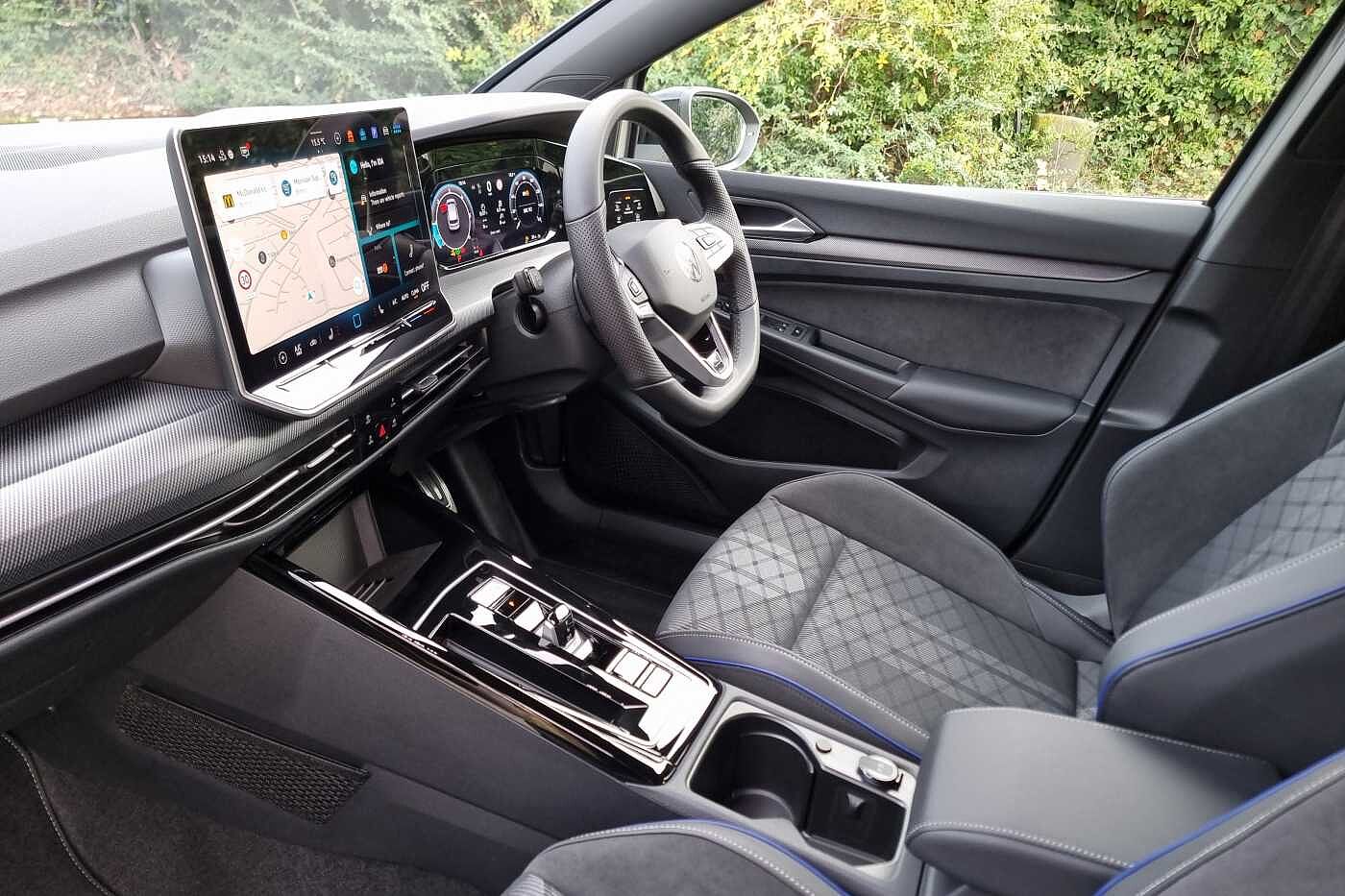 Used Volkswagen Golf 2025 for sale - 76474507: Photo 2