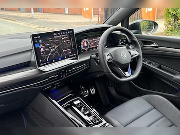 Used Volkswagen Golf 2025 for sale - 77177219: Photo