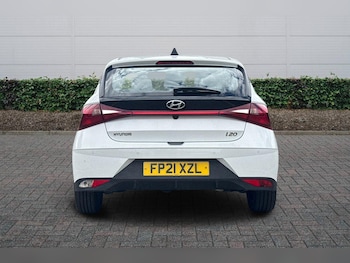Used Hyundai i20 2021 for sale - 79035057: Photo