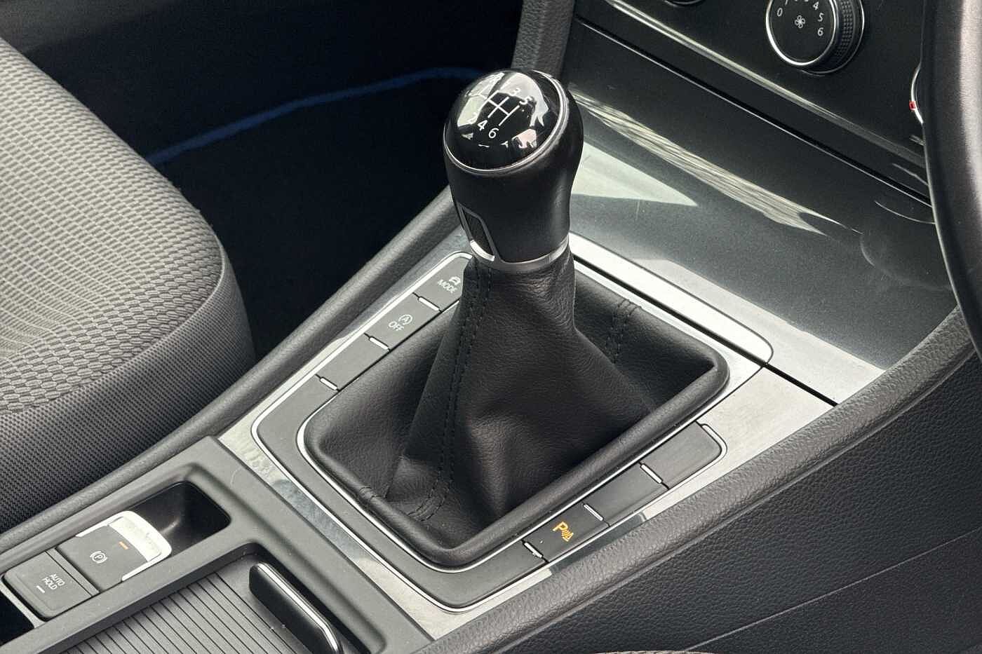 Used Volkswagen Golf 2018 for sale - 77176639: Photo 10