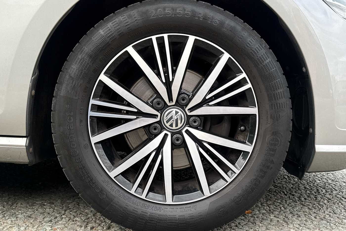 Used Volkswagen Golf 2018 for sale - 77176639: Photo 5