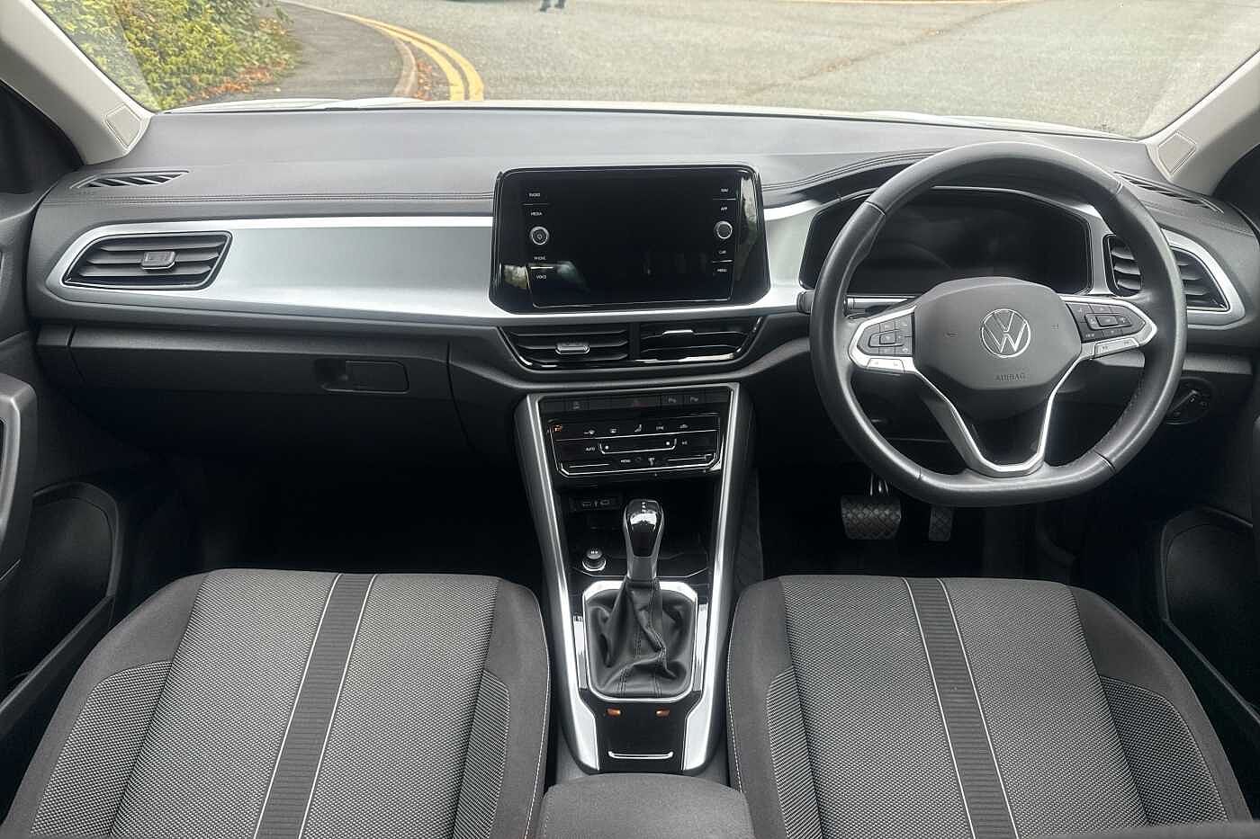 Used Volkswagen T-Roc 2023 for sale - 76111209: Photo 8