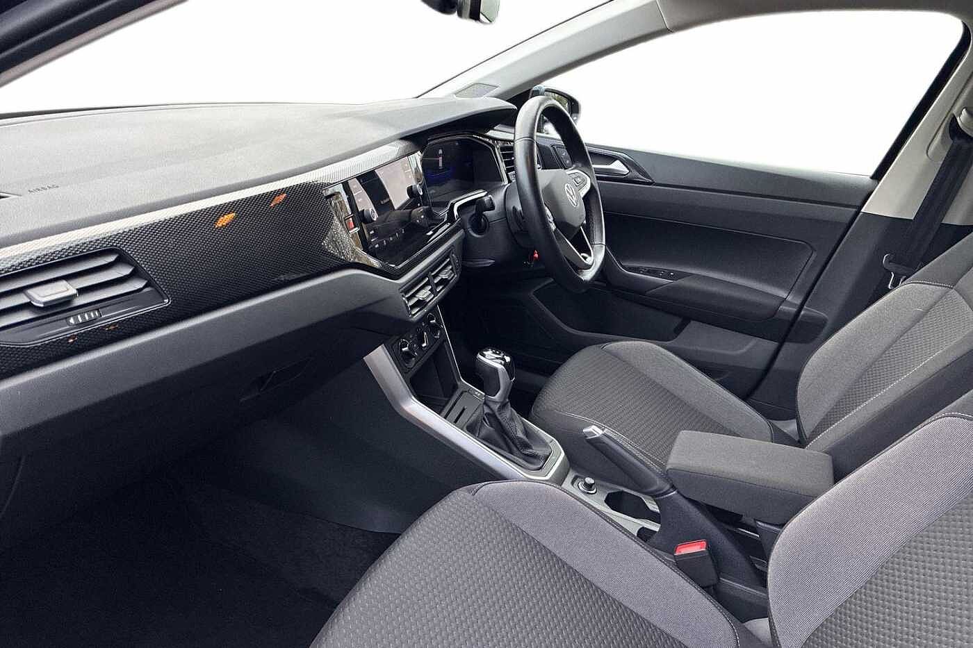 Used Volkswagen Polo 2024 for sale - 77176676: Photo 2