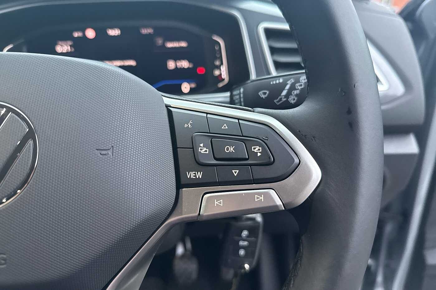 Used Volkswagen T-Roc 2024 for sale - 76800766: Photo 17