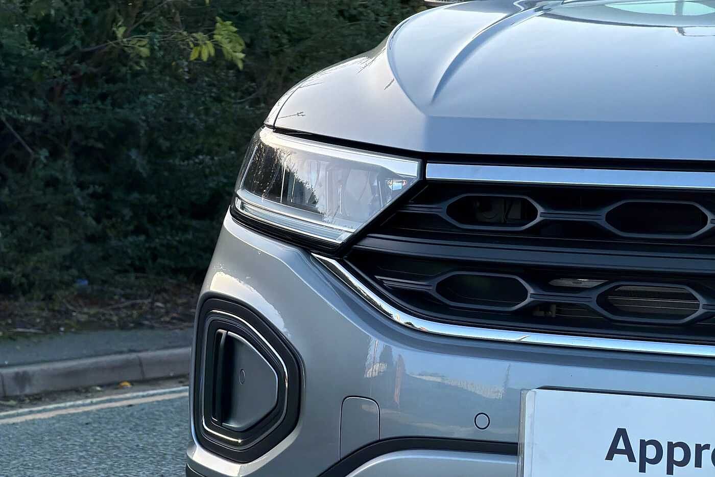 Used Volkswagen T-Roc 2025 for sale - 77307120: Photo 13