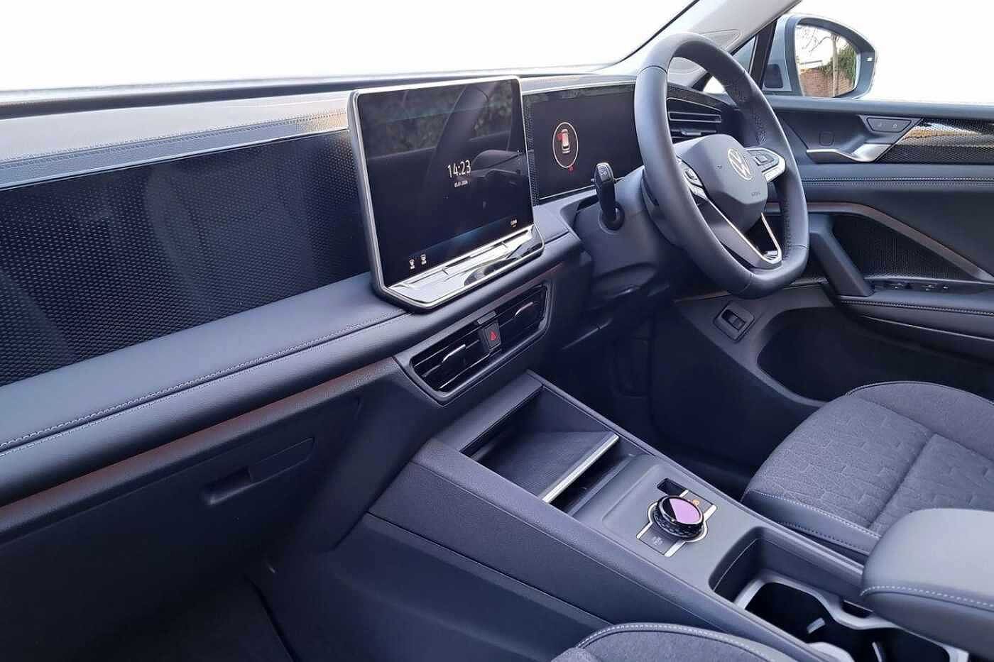 Used Volkswagen Tiguan 2025 for sale - 77124535: Photo 2