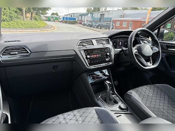 Used Volkswagen Tiguan 2023 for sale - 75450905: Photo