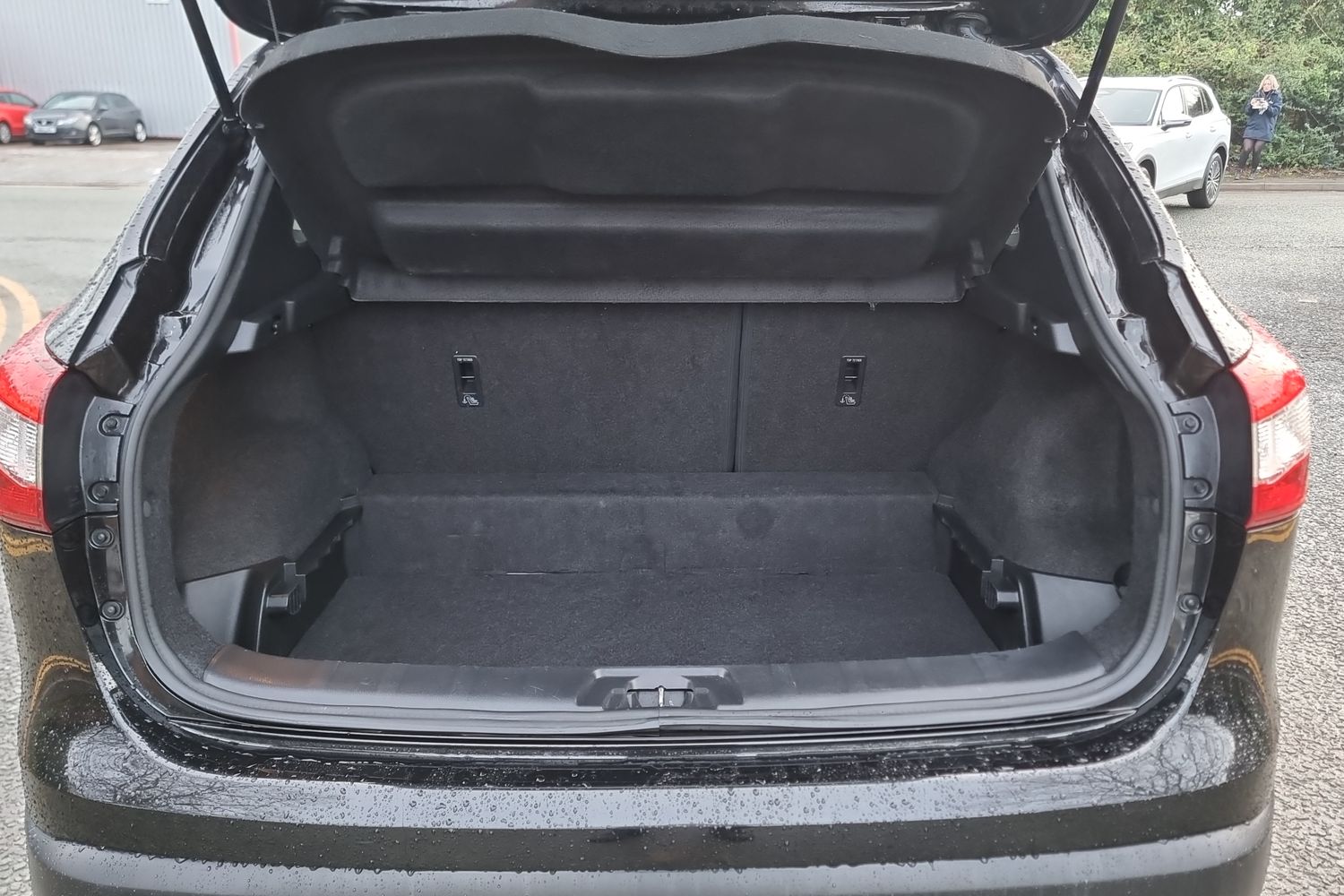 Used Nissan Qashqai 2015 for sale - 77575975: Photo 10