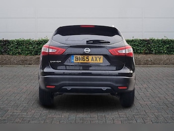 Used Nissan Qashqai 2015 for sale - 77575975: Photo