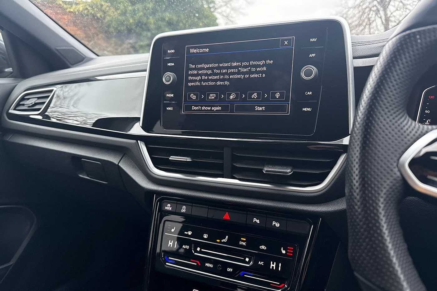 Used Volkswagen T-Roc 2023 for sale - 77030937: Photo 12