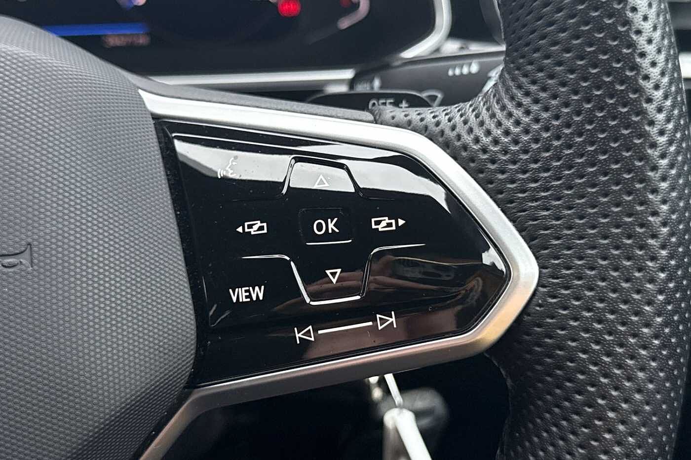 Used Volkswagen T-Roc 2023 for sale - 77030937: Photo 14