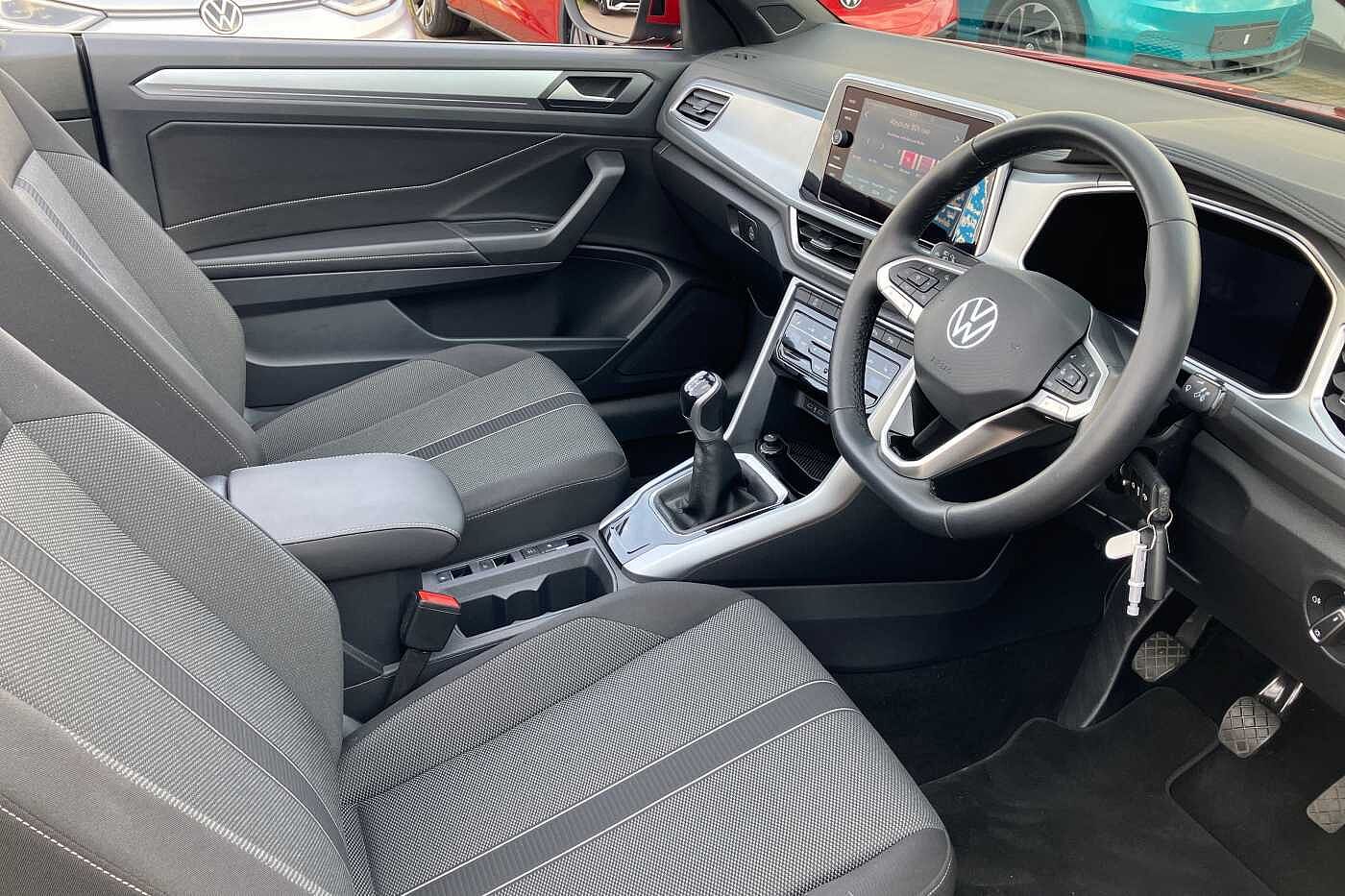 Used Volkswagen T-Roc 2022 for sale - 76123930: Photo 6
