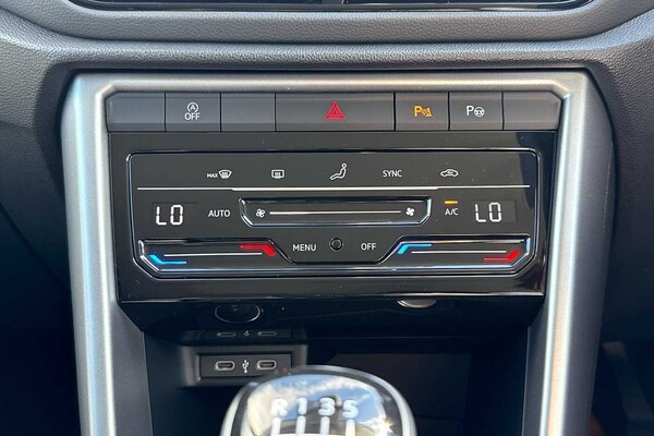 Used Volkswagen T-Roc 2025 for sale - 76111138: Photo 20