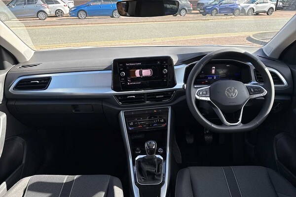 Used Volkswagen T-Roc 2025 for sale - 76111138: Photo 8