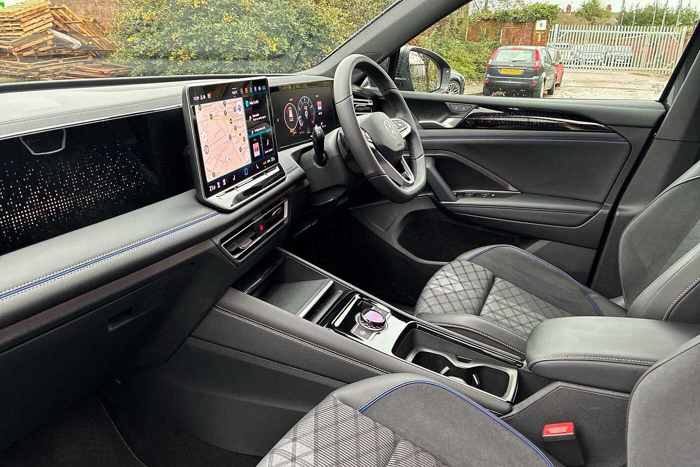 Used Volkswagen Tiguan 2025 for sale - 76800440: Photo 2