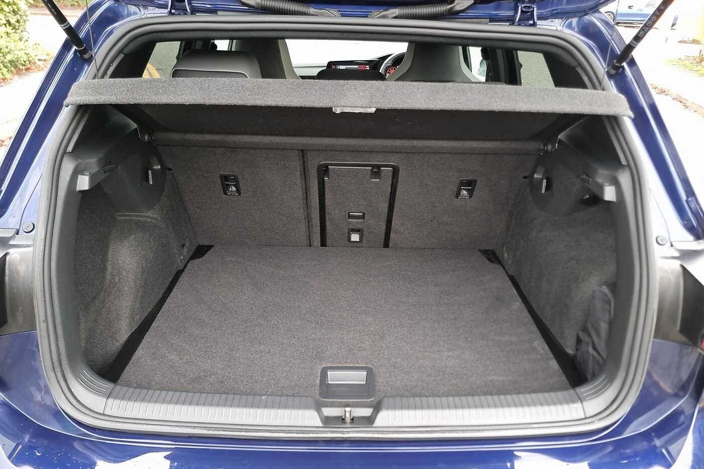 Used Volkswagen Golf 2024 for sale - 76514445: Photo 12