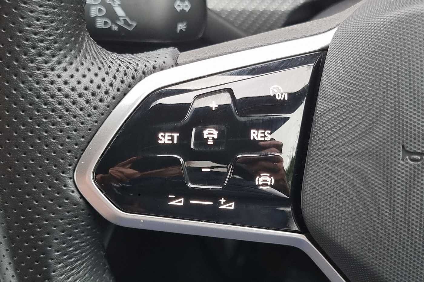 Used Volkswagen Golf 2024 for sale - 76514445: Photo 14