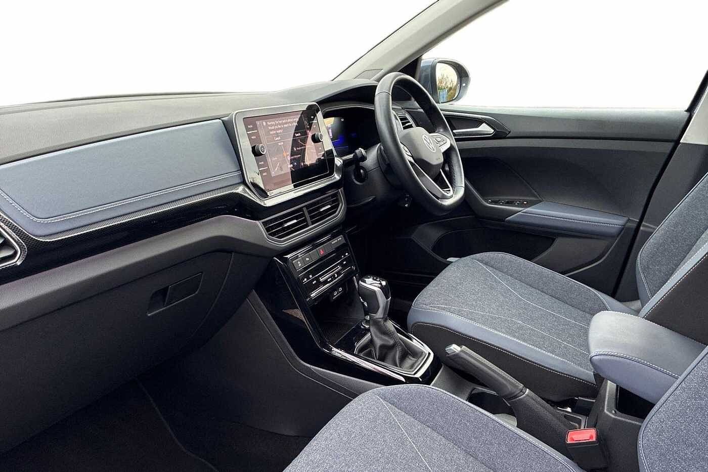 Used Volkswagen T-Cross 2024 for sale - 77124469: Photo 2