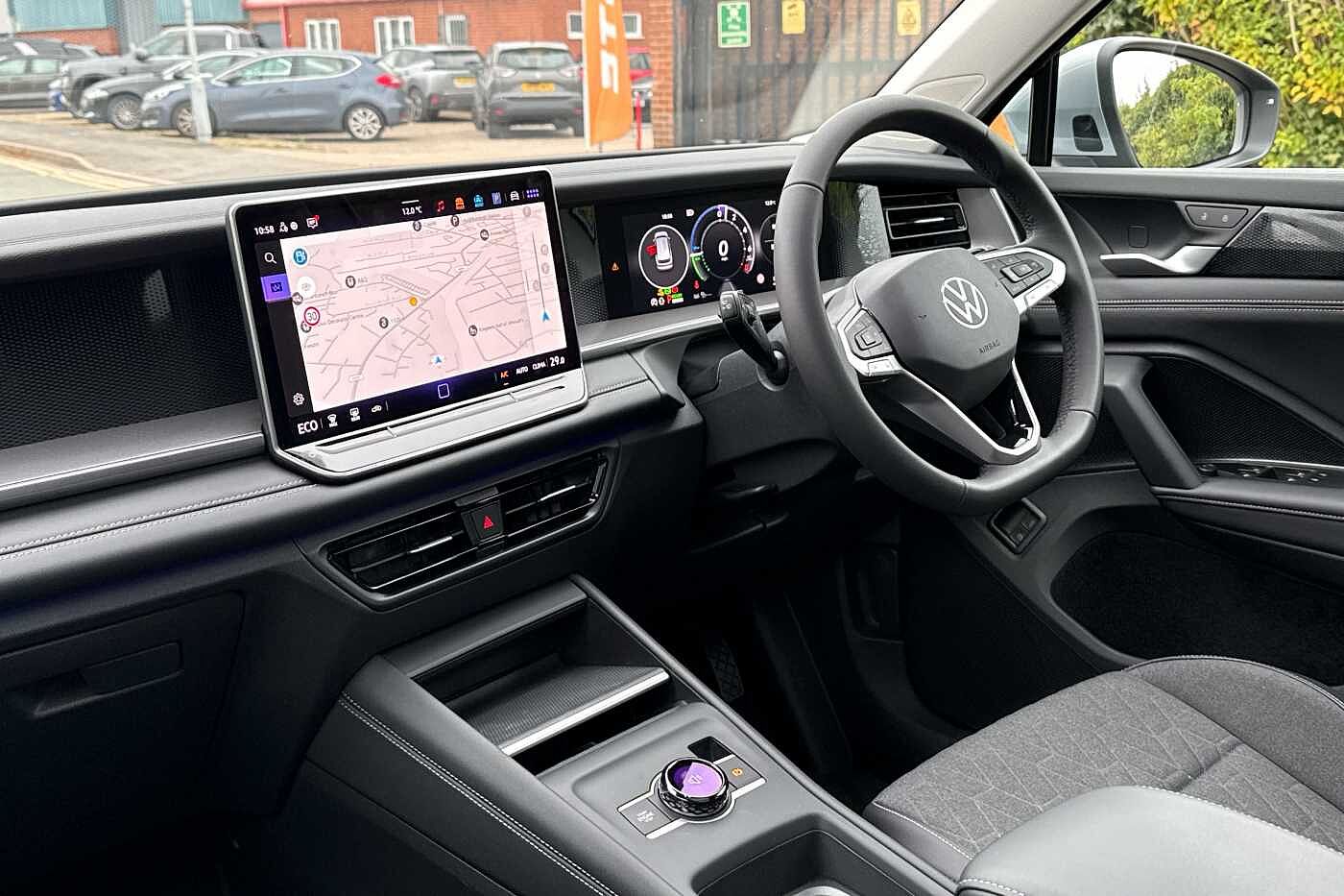 Used Volkswagen Touran 2025 for sale - 77575980: Photo 2