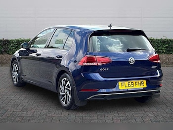 Used Volkswagen Golf 2019 for sale - 79108232: Photo