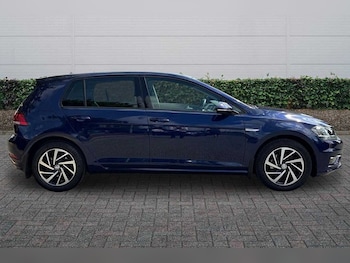 Used Volkswagen Golf 2019 for sale - 79108232: Photo
