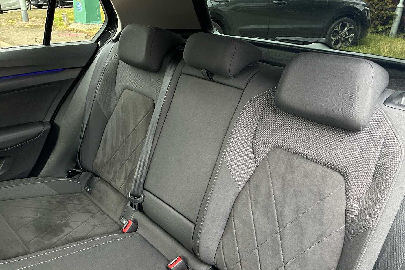 Used Volkswagen Golf 2023 for sale - 76110720: Photo 11