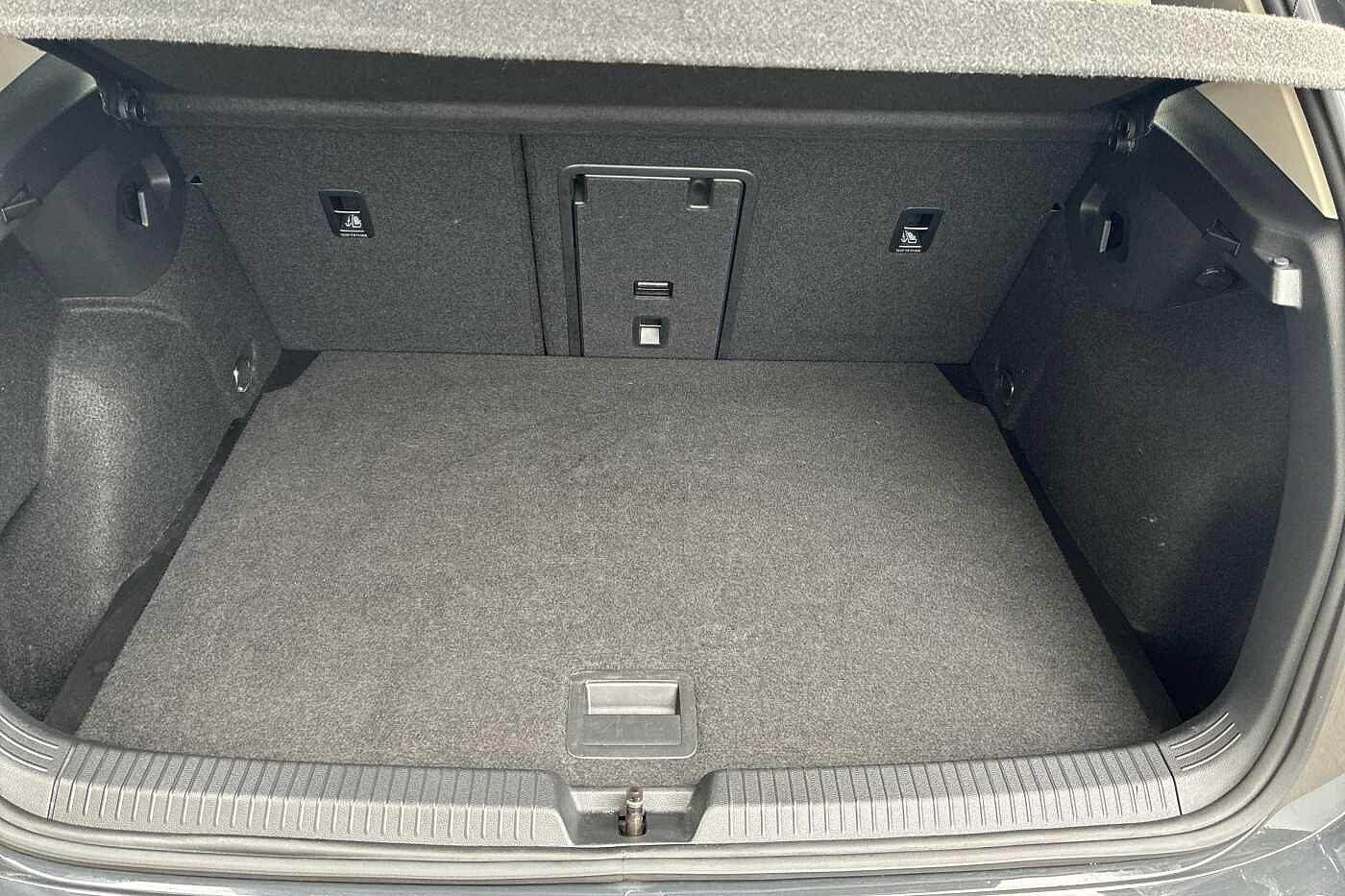 Used Volkswagen Golf 2023 for sale - 76110720: Photo 12