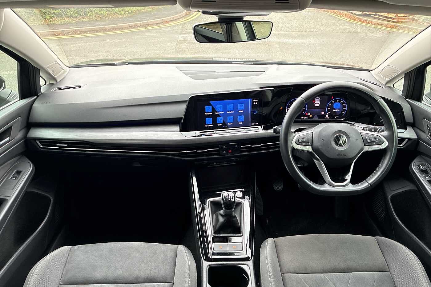 Used Volkswagen Golf 2023 for sale - 76110720: Photo 8