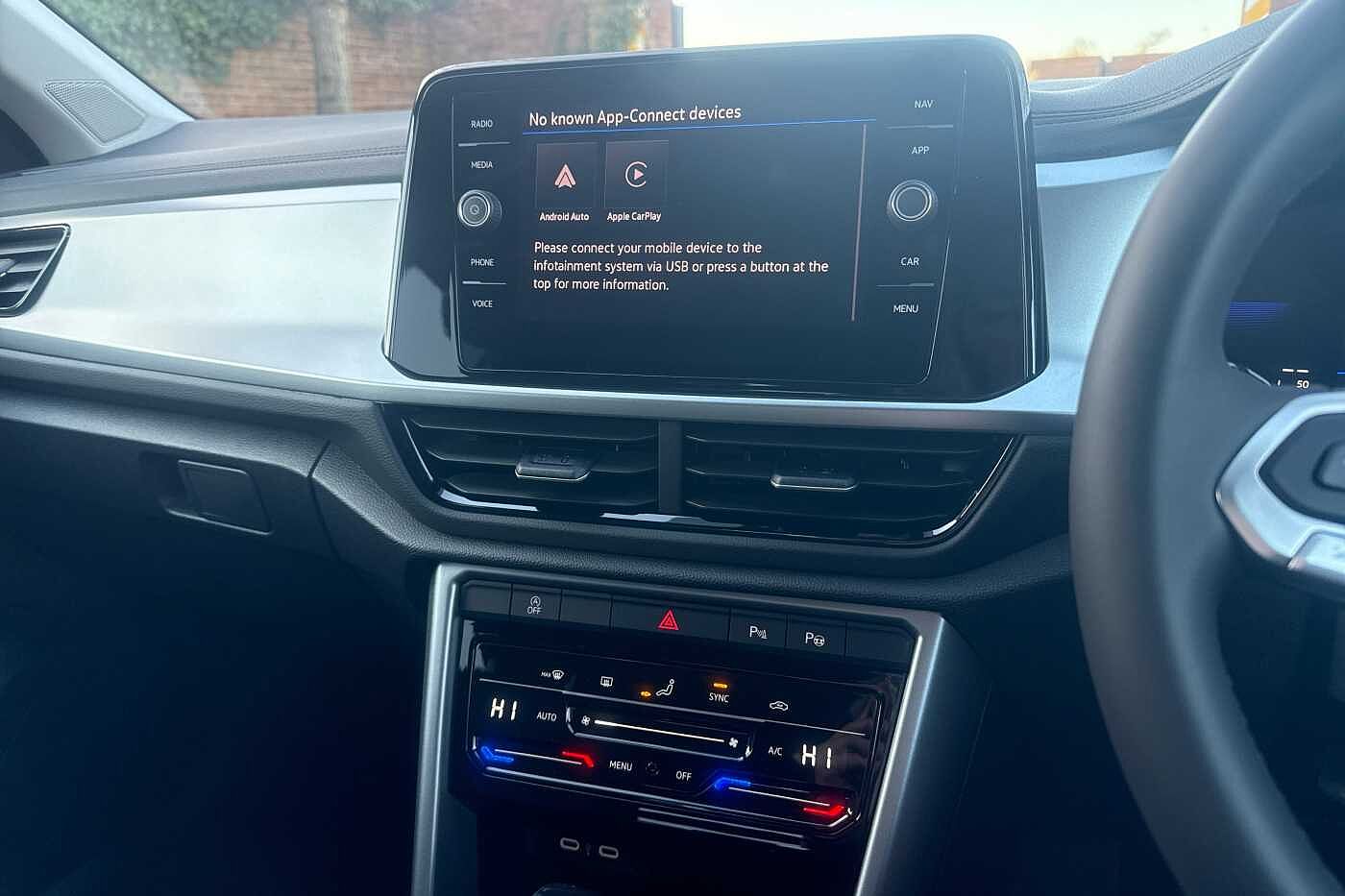 Used Volkswagen T-Roc 2025 for sale - 76514425: Photo 9