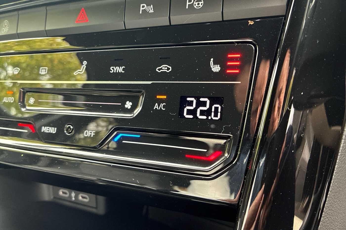 Used Volkswagen T-Roc 2024 for sale - 76110762: Photo 15