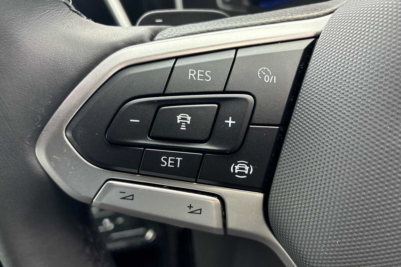 Used Volkswagen T-Roc 2024 for sale - 76110762: Photo 20
