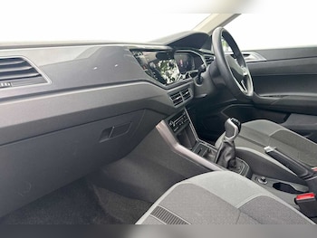 Used Volkswagen Polo 2023 for sale - 79063604: Photo